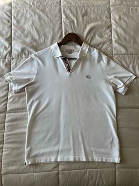 Authentic Burberry Men's White Polo Shirt Size Small